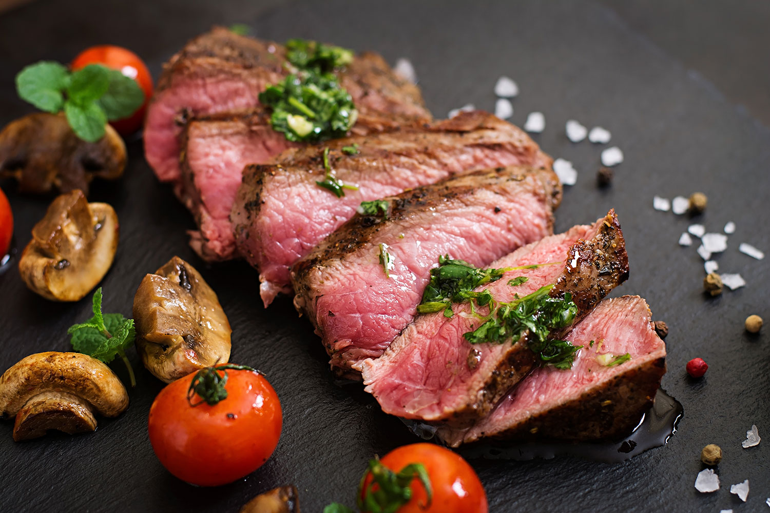 No es solo el azúcar... Este mineral presente en la carne roja aumenta el riesgo de diabetes tipo 2