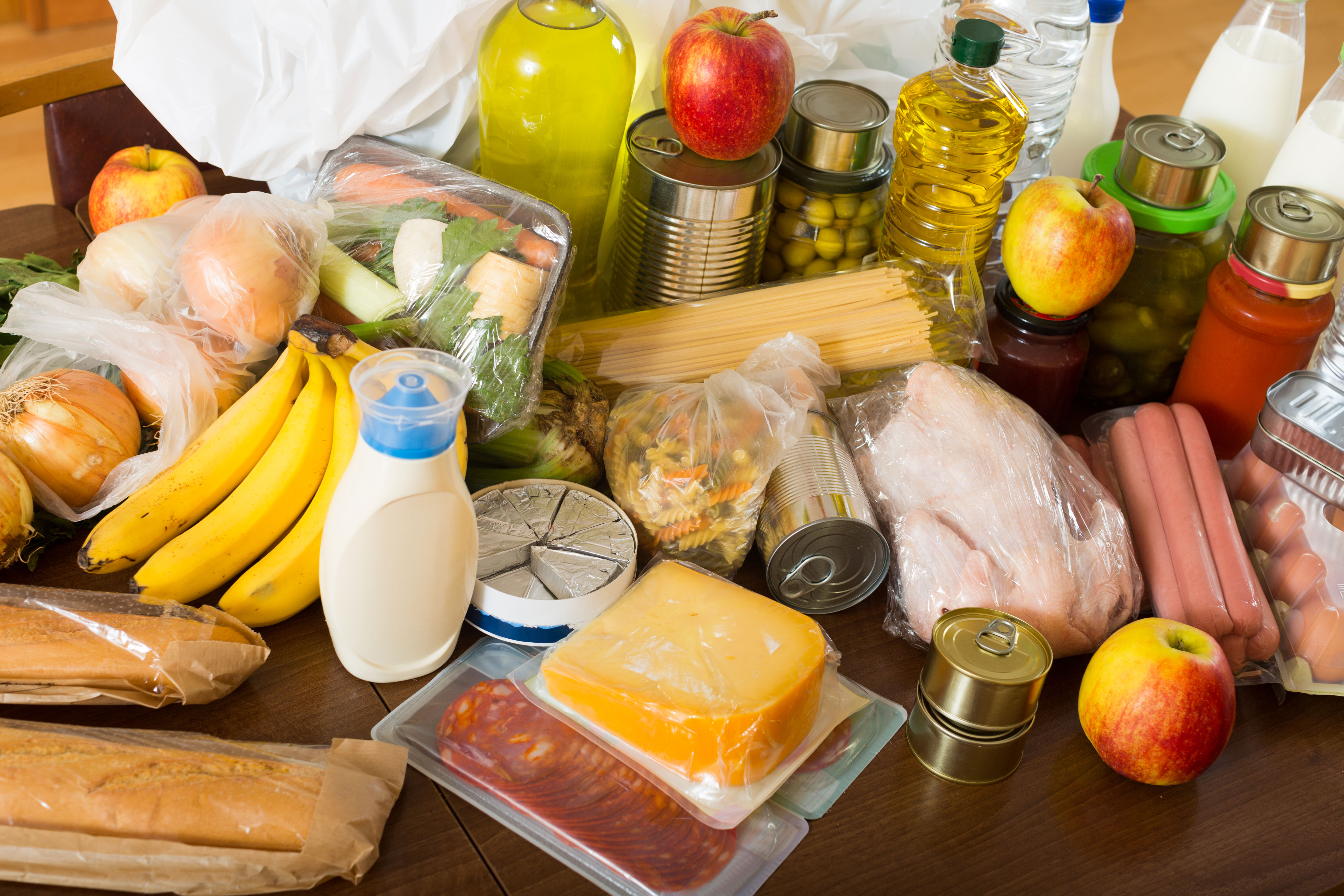 Cardióloga advierte: los 6 alimentos que nunca deberías dar a tus hijos en el desayuno