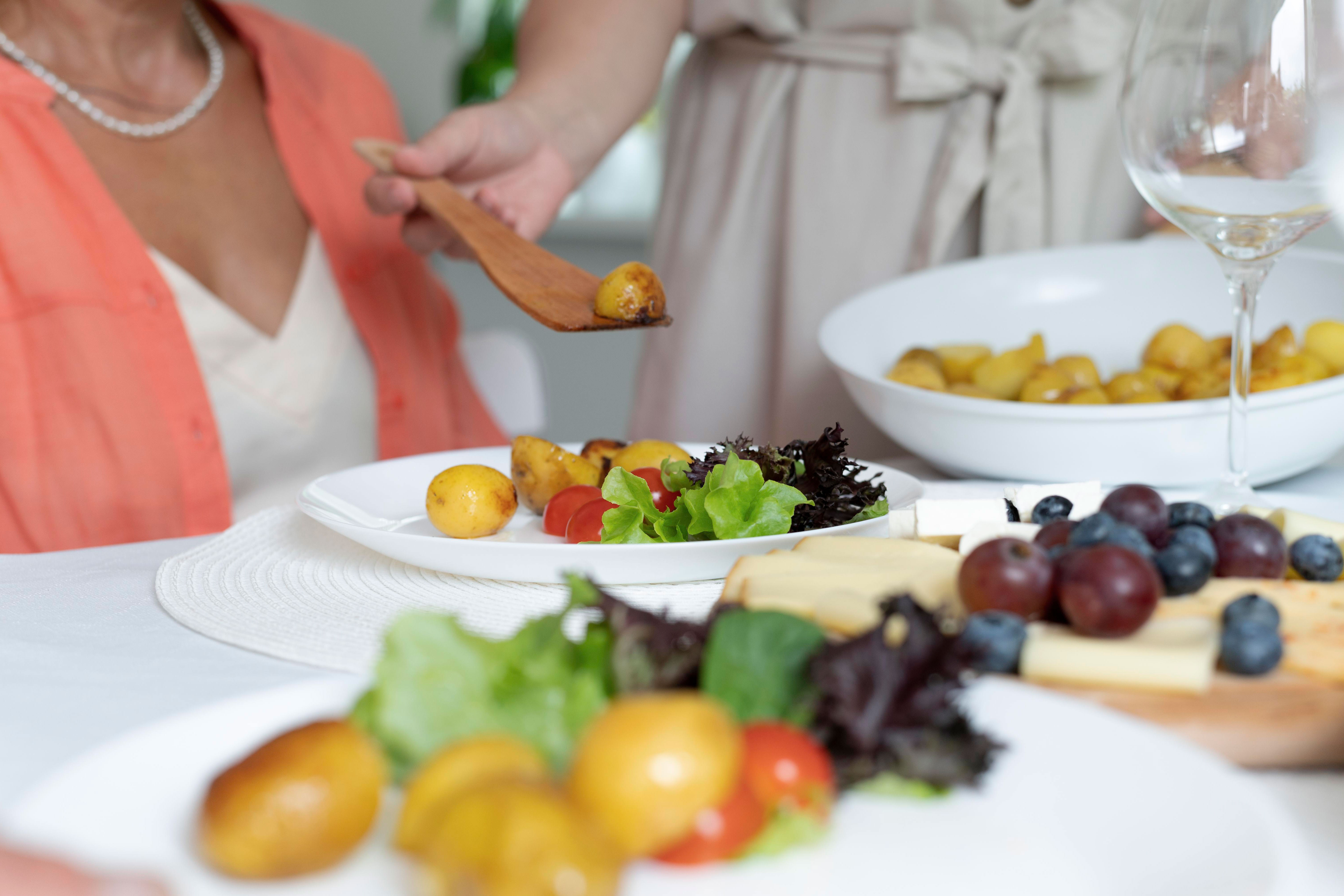 Confirman cómo debe ser la dieta mediterránea y el ejercicio físico para adelgazar y evitar la diabetes